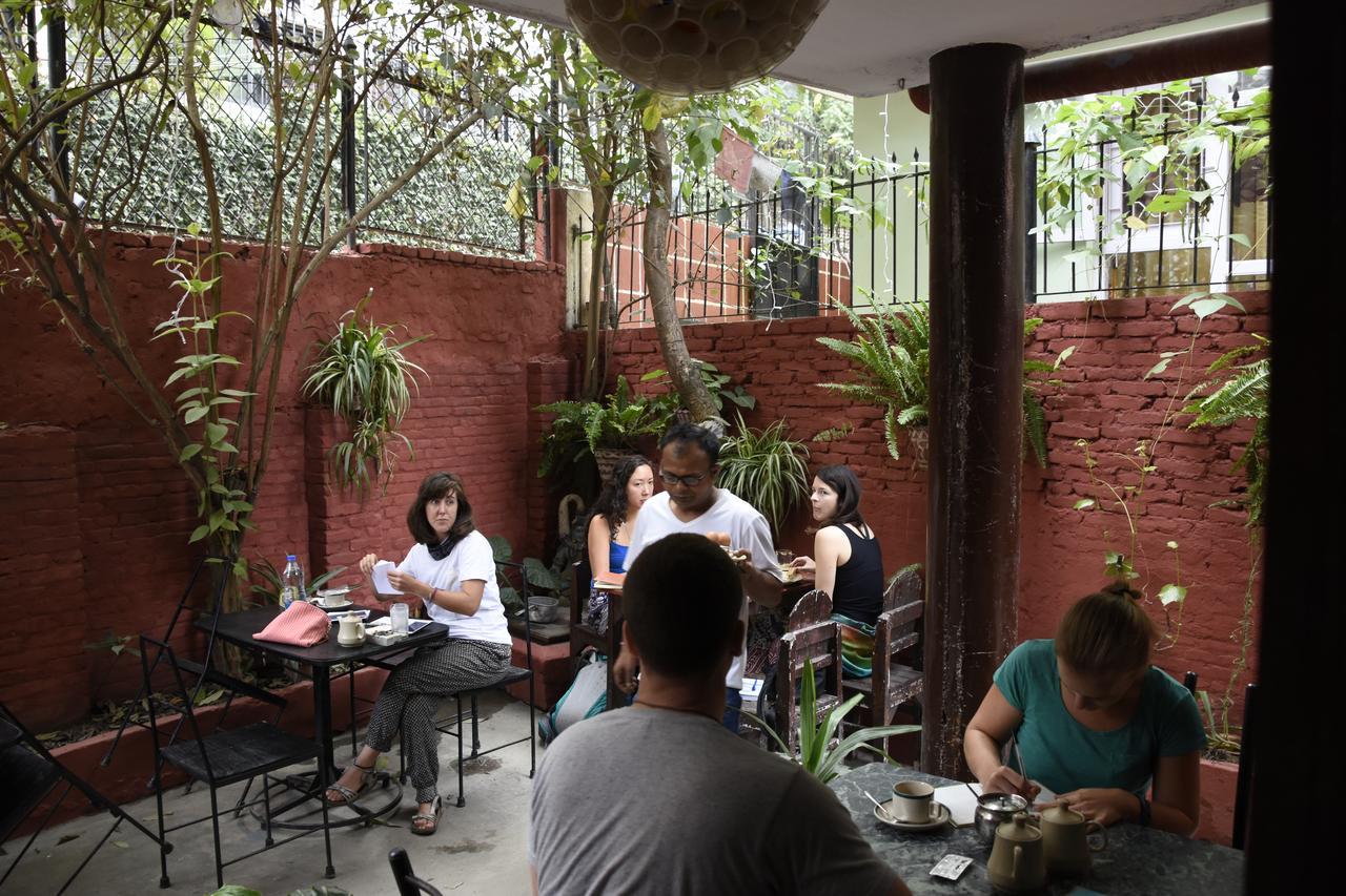 Beehive Hostel Kathmandu Esterno foto