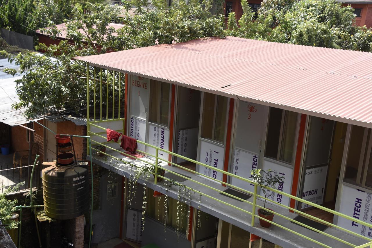 Beehive Hostel Kathmandu Esterno foto