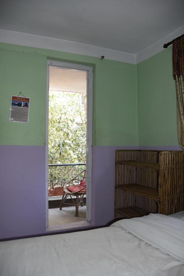 Beehive Hostel Kathmandu Esterno foto