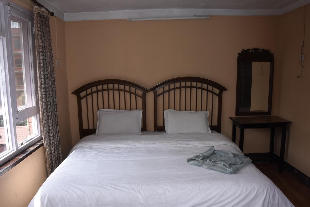 Beehive Hostel Kathmandu Esterno foto