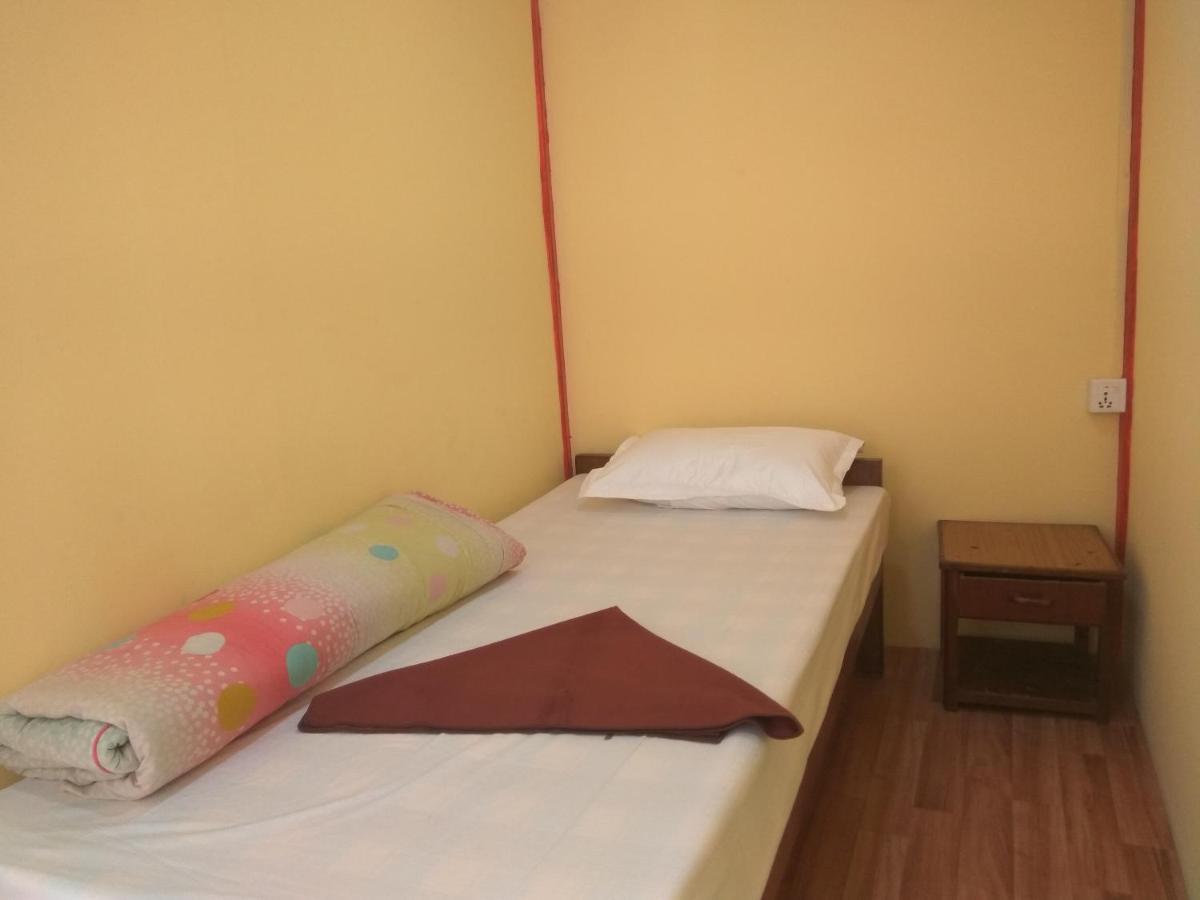 Beehive Hostel Kathmandu Esterno foto